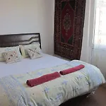 בית הארחה Yildirim 2*